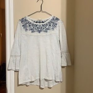 Casual round neck loose white top flare sleeves